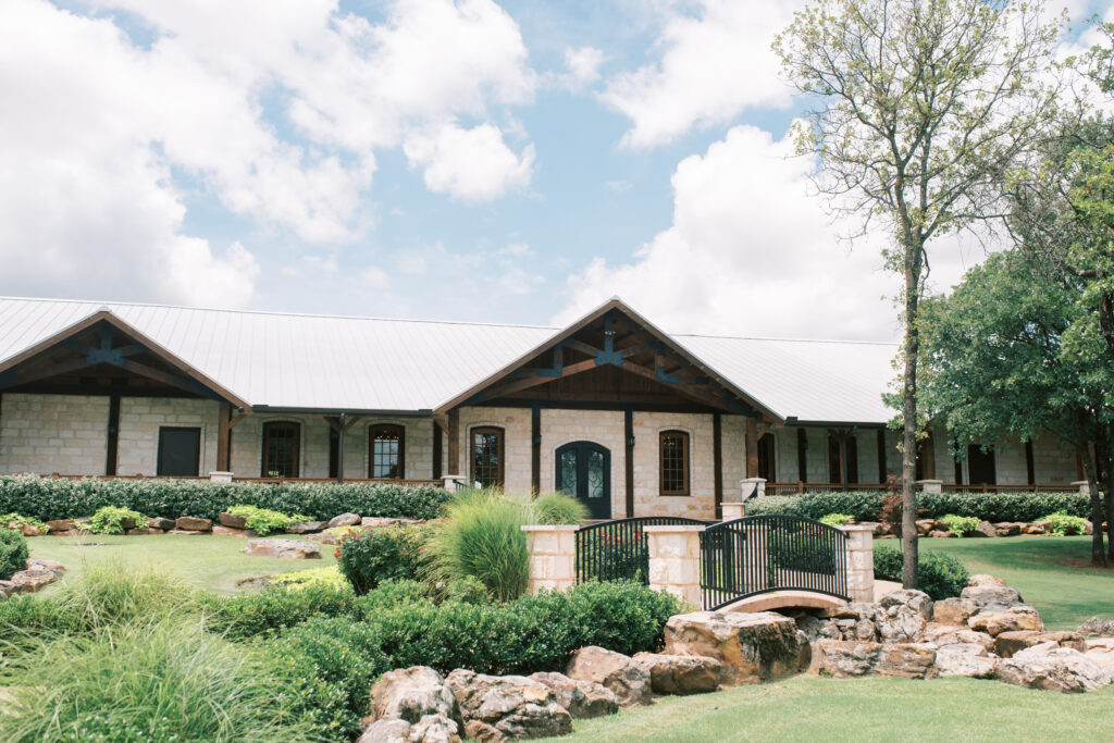 Norman Oklahoma Wedding Venue summer time