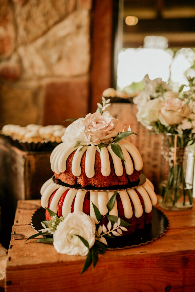 Bundt Wedding Cakes