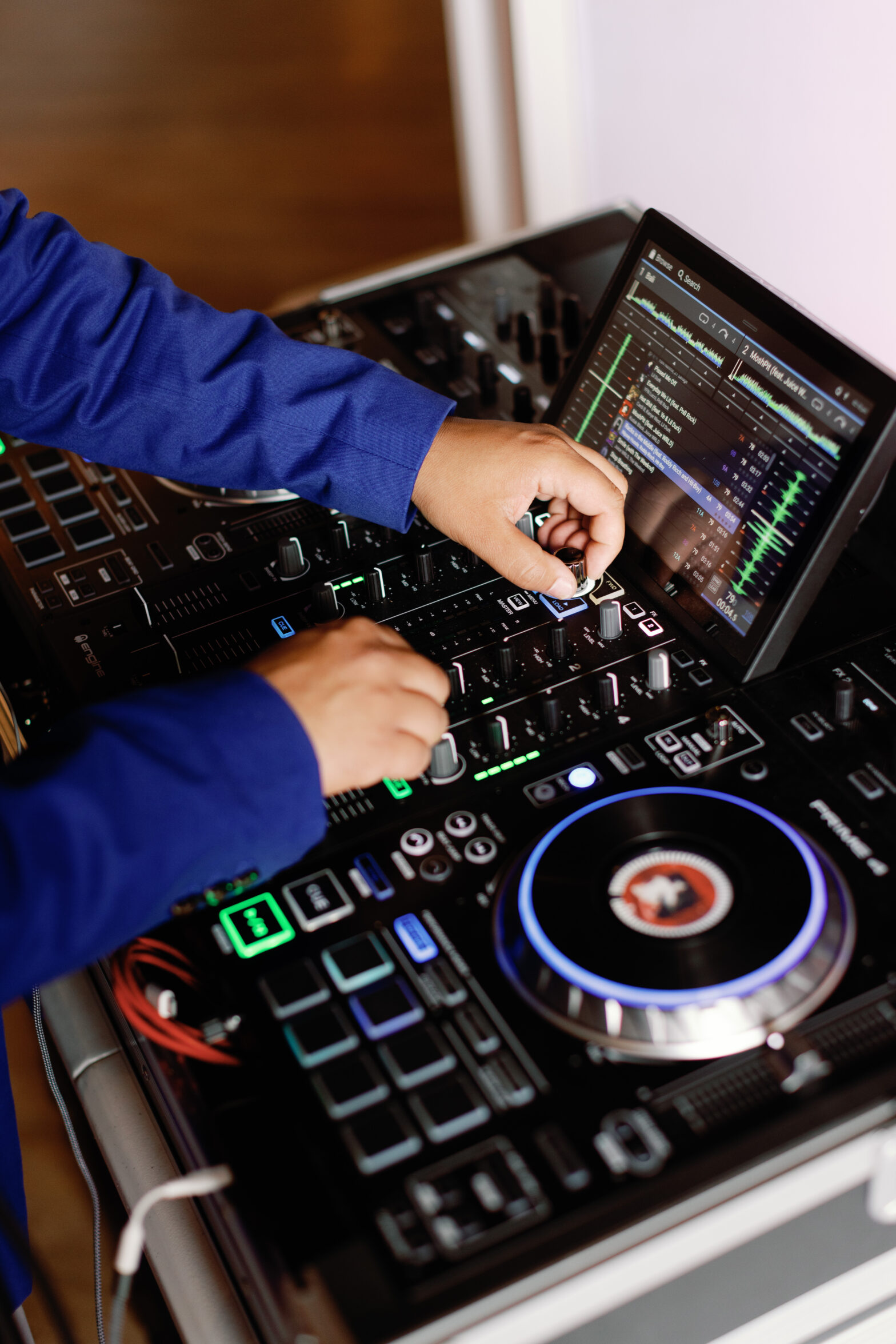 The Springs DJ by Andrea Isabel Photograpy DJ Photo Booth Disc Jockey Wedding Music Playlist